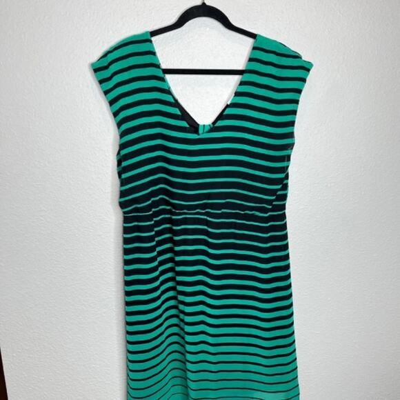 Newport Size X-Large Green & Black Striped Sleeveless Stretchy Bow Dress - Picture 1 of 13